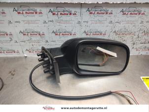 O136835 Gebruikte buitenspiegel rechts Peugeot 307