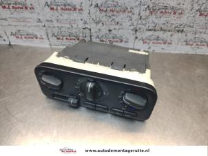 O136953 Gebruikte chaufage bedieningspaneel Volvo S70
