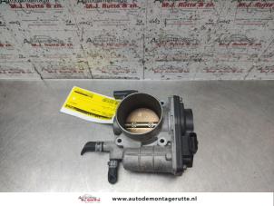 O137001 Gebruikte gasklephuis Subaru Legacy