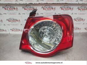 O137048 Gebruikte achterlicht rechts Volkswagen Passat