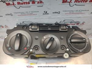 O137057 Gebruikte chaufage bedieningspaneel Volkswagen Passat