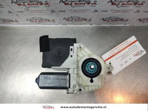 O137111 Gebruikte motor portierruit Volkswagen Passat