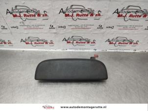 O137169 Gebruikte deurgreep 4deurs links-voor Suzuki Wagon R+