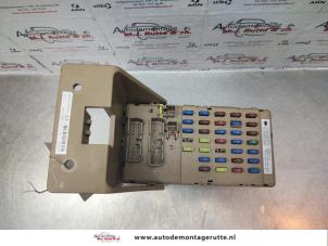 O137187 Gebruikte zekeringkast Subaru Legacy