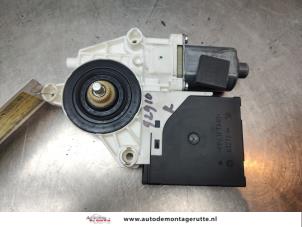 O137232 Gebruikte raammotor portier Audi A3
