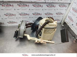 O137261 Gebruikte tank element pomp Volkswagen Passat