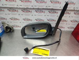 O137272 Gebruikte buitenspiegel links Volkswagen Touran