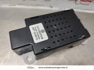 O137366 Gebruikte antenne versterker Volkswagen Golf