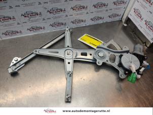O137520 Gebruikte ruitmechaniek 4deurs links-achter Subaru Legacy