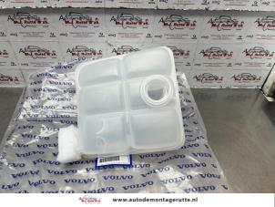 O9990000035 Nieuwe expansievat Volvo C30