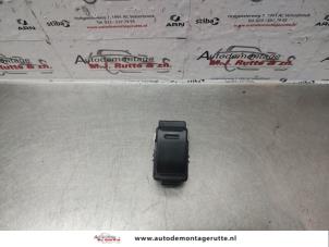 O137691 Gebruikte ruit schakelaar elektrisch Toyota Yaris