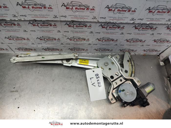 Gebruikte Ruitmechaniek 2Deurs links-voor Peugeot 206 O137790