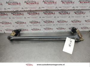 O137872 Gebruikte ruitenwis mechaniek Volvo V40