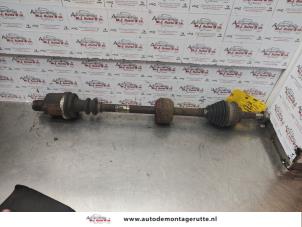 O137978 Gebruikte cardanas rechts-voor (vwa) Renault Clio