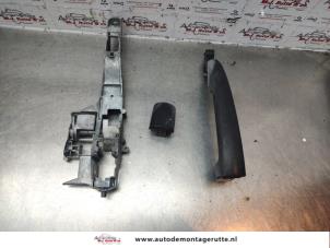 O138063 Gebruikte portiergreep 4deurs rechts-voor Fiat Scudo