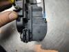 Gebruikte Slotmechaniek Portier 4Deurs links-achter Nissan Note O138162