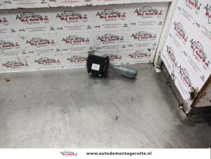 O138190 Gebruikte schakelaar ruitenwisser Renault Twingo
