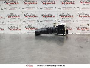 O138217 Gebruikte pinker schakelaar Nissan Qashqai