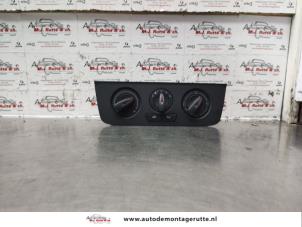 O138227 Gebruikte chaufage bedieningspaneel Peugeot 206