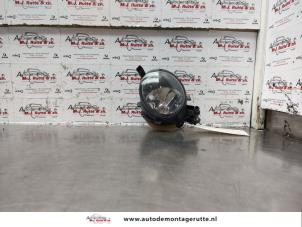 O138230 Gebruikte mistlamp links-voor Peugeot 306