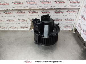 O138282 Gebruikte chaufage ventilatiemotor Opel Astra