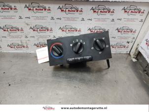 O138284 Gebruikte chaufage bedieningspaneel Opel Astra