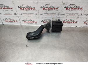 O138335 Gebruikte pinker schakelaar Opel Corsa