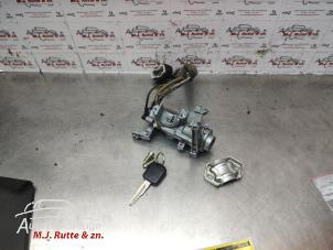 O138342 Gebruikte contactslot elektronisch Suzuki Alto