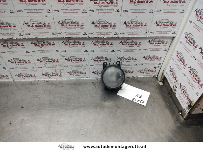 Gebruikte Mistlamp rechts-voor Opel Agila O138368