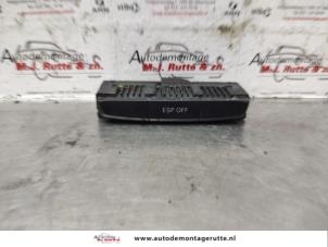 O138448 Gebruikte esp schakelaar Audi A4