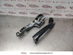 O138486 Gebruikte portiergreep 4deurs rechts-achter Peugeot 308