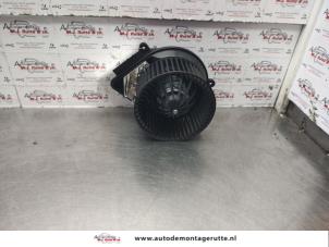 O138523 Gebruikte chaufage ventilatiemotor Peugeot 406