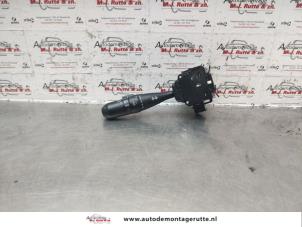 O138610 Gebruikte richtingaanwijzer schakelaar Mitsubishi Colt