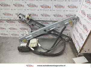 O138893 Gebruikte raammechaniek 2deurs rechts-voor Renault Megane