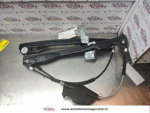 O138914 Gebruikte raammechaniek 4deurs links-voor Skoda Fabia