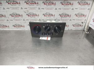 O138929 Gebruikte chaufage bedieningspaneel Opel Meriva