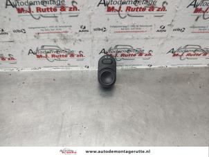 O138952 Gebruikte schakelaar spiegel Suzuki Wagon R+