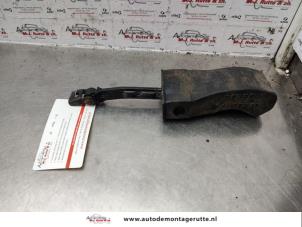 O139046 Gebruikte deurvanger 2deurs links Seat Ibiza