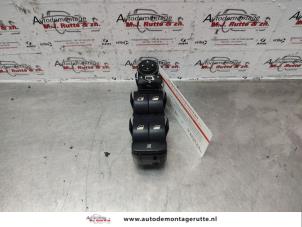 O139197 Gebruikte schakelaar elektrisch raam Citroen C5