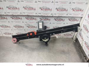 O139490 Gebruikte ruitmechaniek 2deurs rechts-voor Fiat Punto Grande