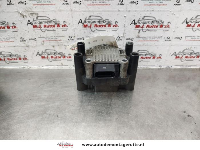 Gebruikte Bobine Volkswagen Polo O139532
