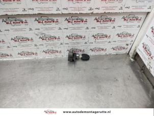 O139619 Gebruikte cilinderslot portier links Hyundai Matrix