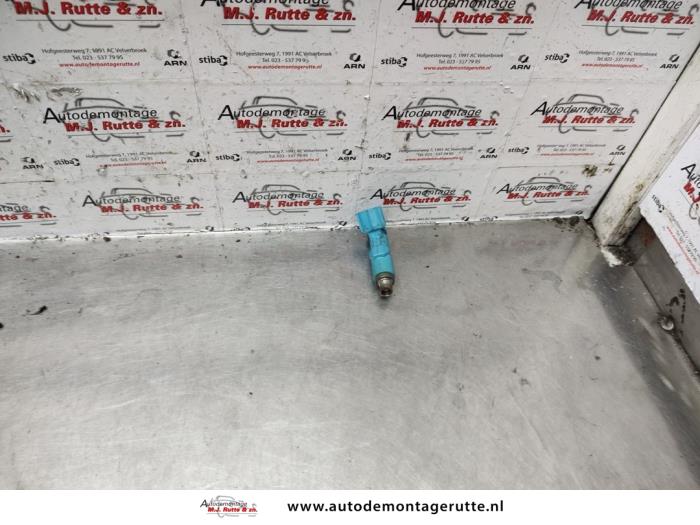 Gebruikte Injector (benzine injectie) Toyota Yaris O139682