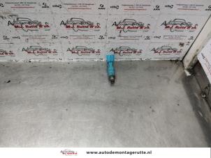 O139684 Gebruikte injector (benzine injectie) Toyota Yaris