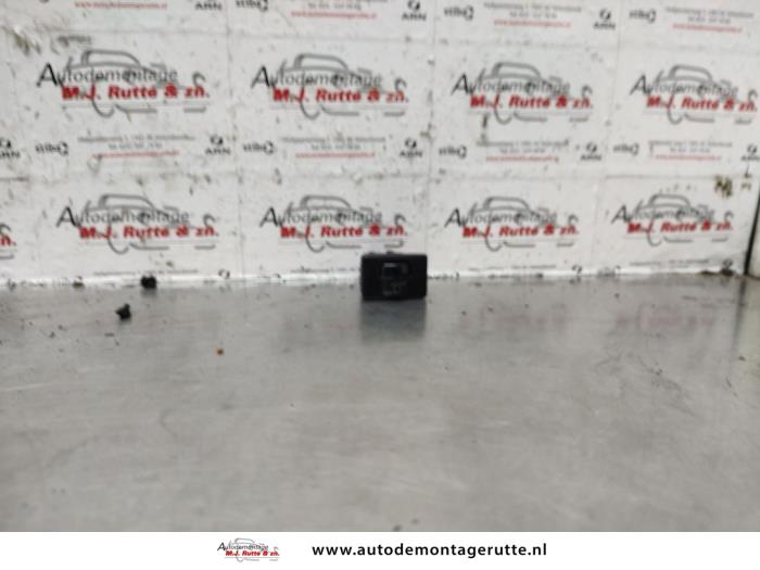Gebruikte Schakelaar Licht Toyota Yaris O139690