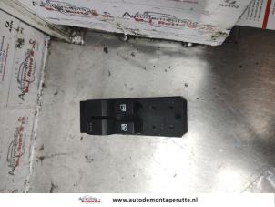 O139771 Gebruikte schakelblok ruiten Suzuki Swift