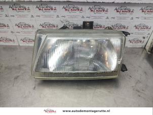 O139831 Gebruikte linker koplamp Seat Cordoba