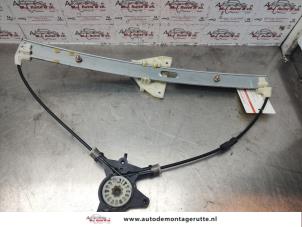 O139835 Gebruikte ruitmechaniek 4deurs links-voor Mazda 6.