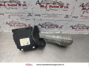 O139890 Gebruikte schakelaar ruitenwisser Renault Twingo