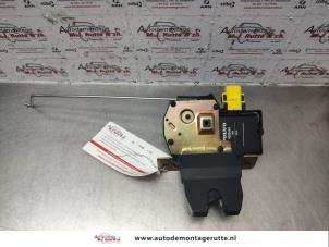 O139912 Gebruikte slotmechaniek achterklep Volvo S80